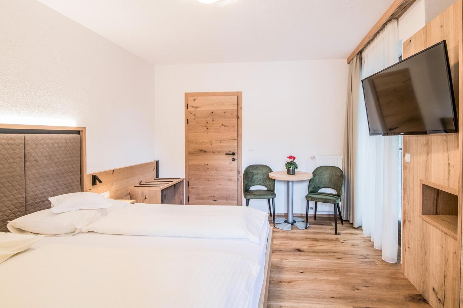 Hotel Sterzinger Moos Exteriör bild
